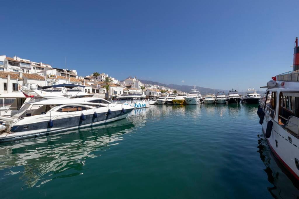 Puerto Banus Second Line, Luxury Apartement Marbella Bagian luar foto