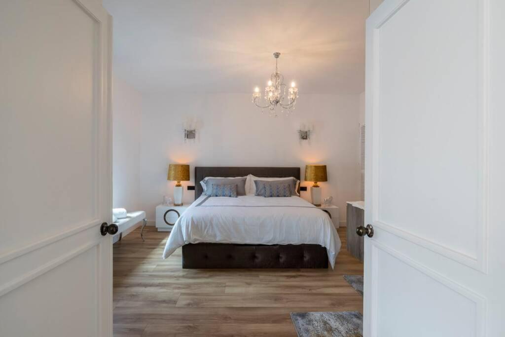 Puerto Banus Second Line, Luxury Apartement Marbella Bagian luar foto