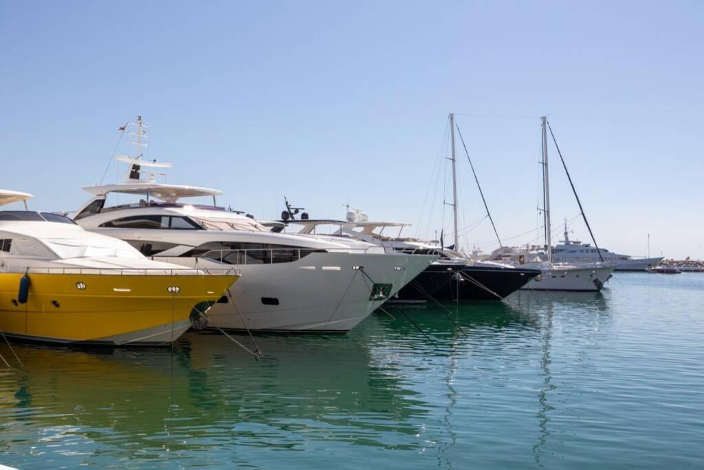 Puerto Banus Second Line, Luxury Apartement Marbella Bagian luar foto